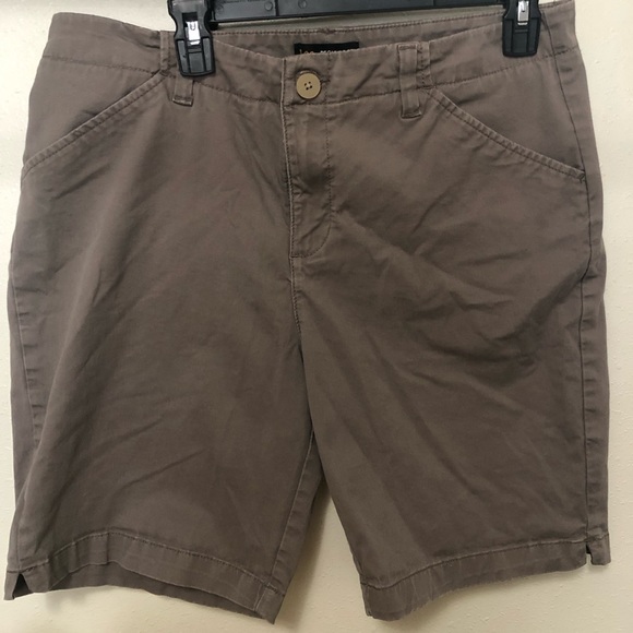 Lee mid rise shorts - Picture 1 of 4